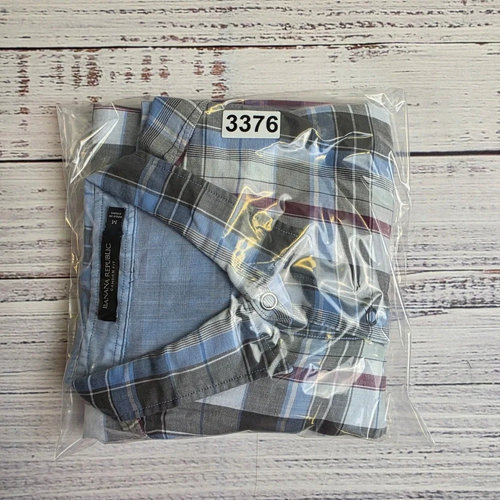 Banana Republic Camden Fit Reversible Shirt Mens Medium Plaid Blue Grey Cotton
